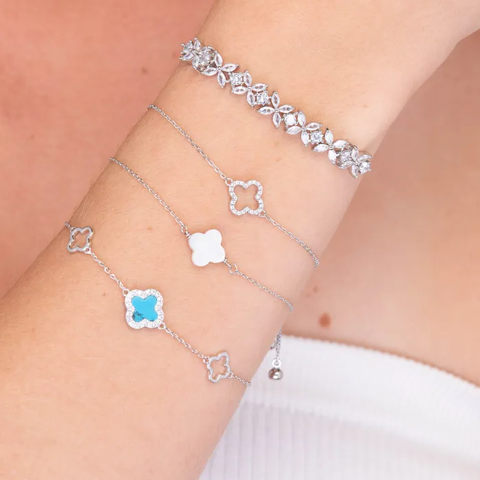 Bracelets Open Clover Sapphire Bracelet Camile Stone