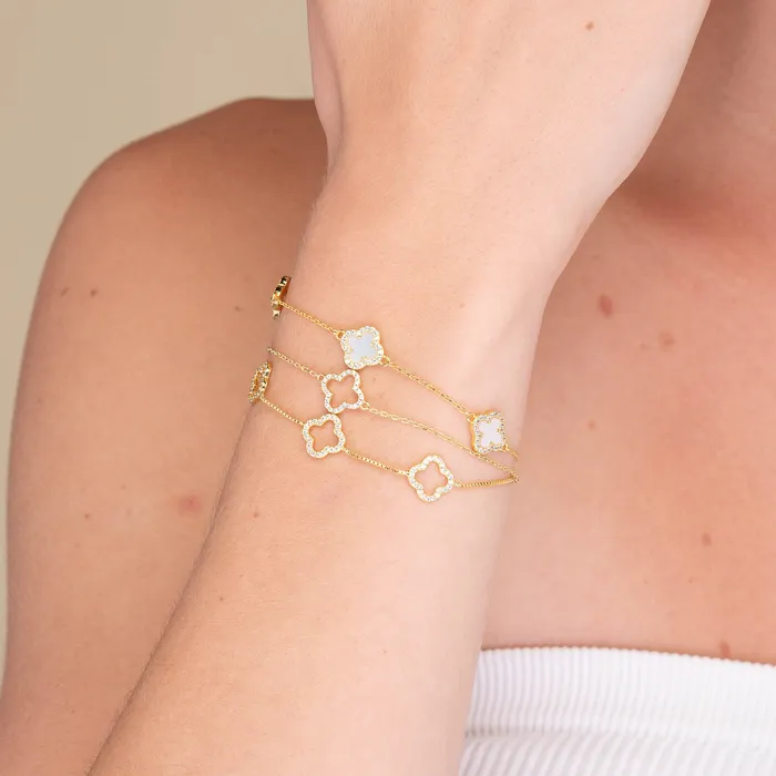 Bracelets Open Clover Sapphire Bracelet Camile Stone