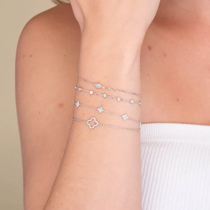 Bracelets Open Clover Sapphire Bracelet Camile Stone