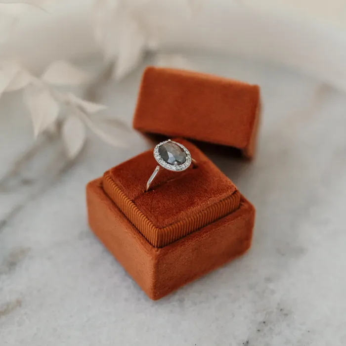 Rings VENVS The Nova 14k Yellow Size 75 Stone CLR31 Antelope Ring Box Custom Engraving 0 Rings VENVS The Nova 14k Yellow Size 75 Stone CLR31 Antelope Ring Box Custom Engraving 0