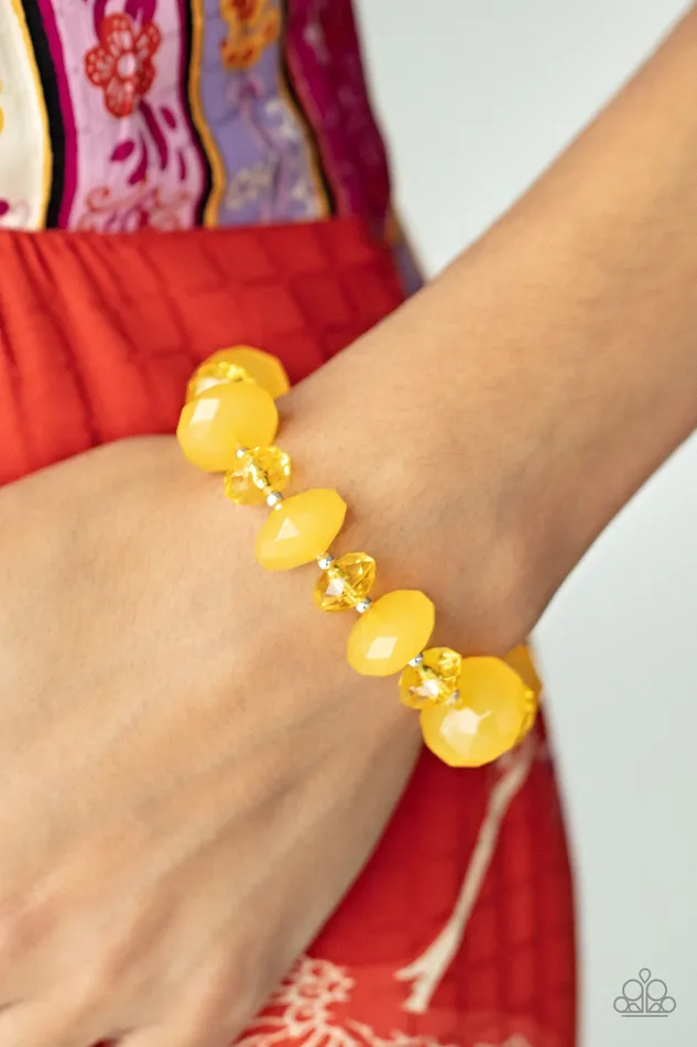 Bracelets Paparazzi 2 Piece Set HappyGLOWLucky Yellow Necklace Keep GLOWING Forward Yellow Bracelet A Finishing Touch Jewelry