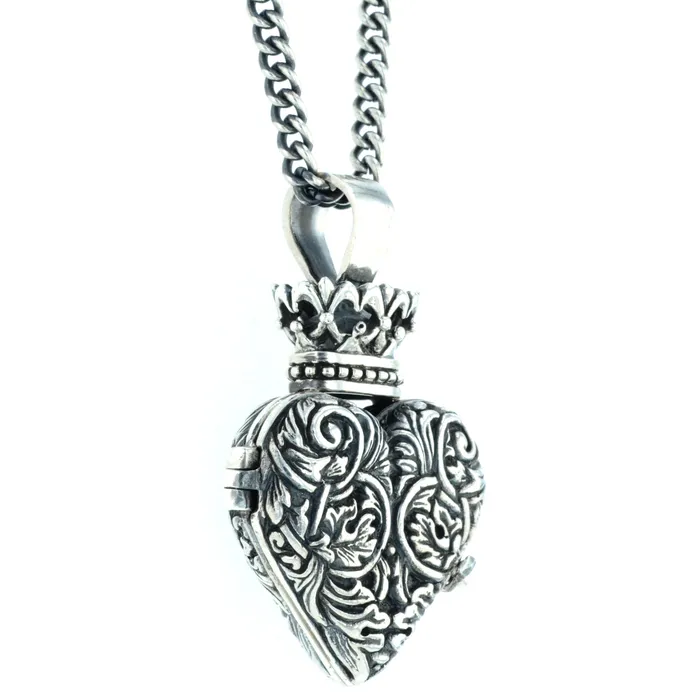 King Baby Necklaces Engraved Baroque Heart Locket King Baby Necklaces Engraved Baroque Heart Locket