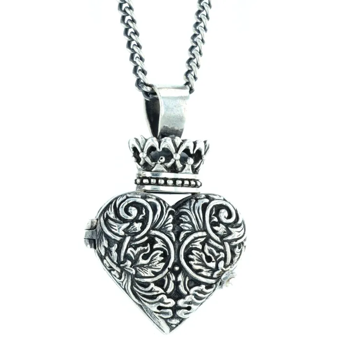 King Baby Necklaces Engraved Baroque Heart Locket King Baby Necklaces Engraved Baroque Heart Locket