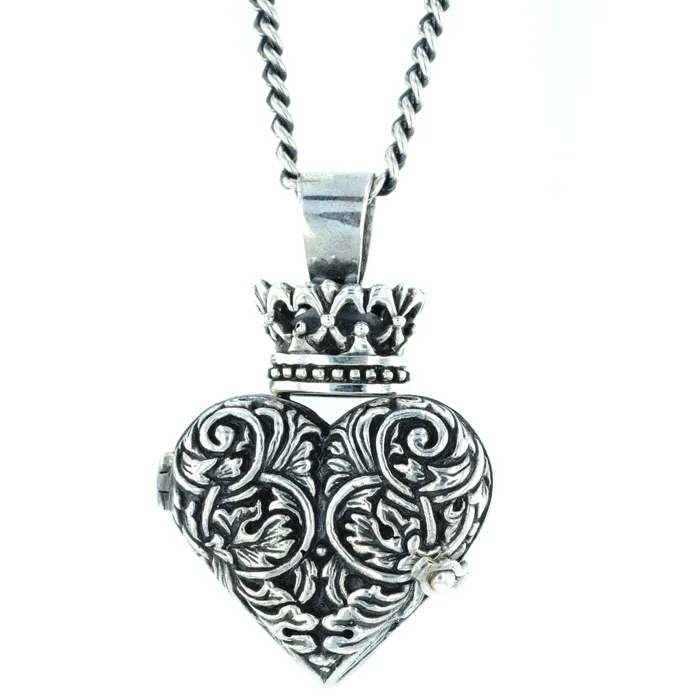 King Baby Necklaces Engraved Baroque Heart Locket King Baby Necklaces Engraved Baroque Heart Locket