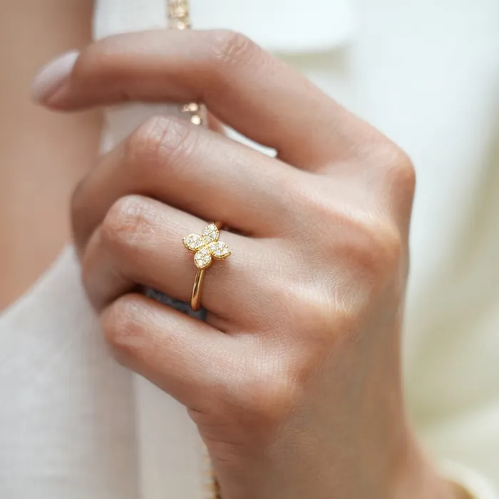 Roberto Coin Rings 18K Gold Love In Verona Medium Diamond Flower Ring