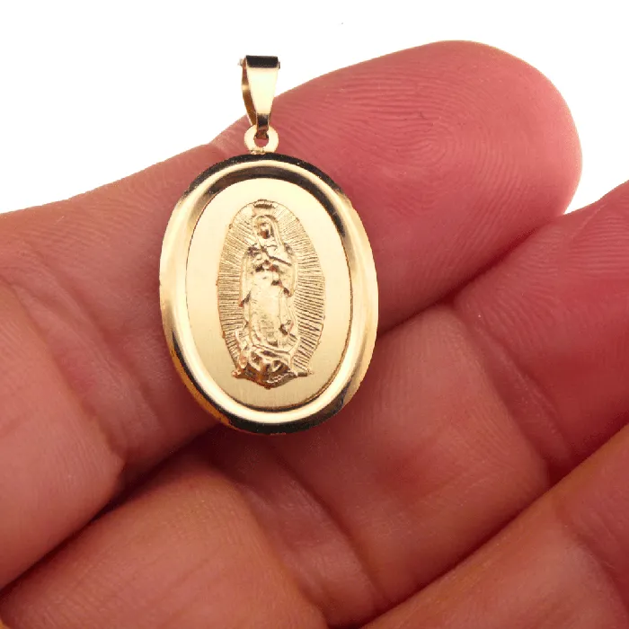 14k Gold Virgen de Guadalupe Oval Pendant 05 X 08 ITALY Necklaces