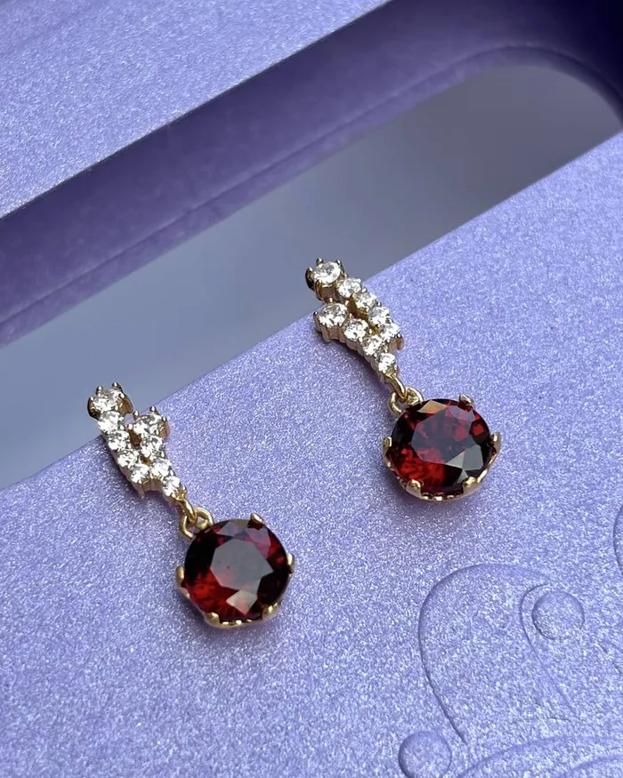 Earrings AME Jewellery 6mm Natural Red Garnet Drop Earrings in 14K Yellow Gold Earrings AME Jewellery 6mm Natural Red Garnet Drop Earrings in 14K Yellow Gold