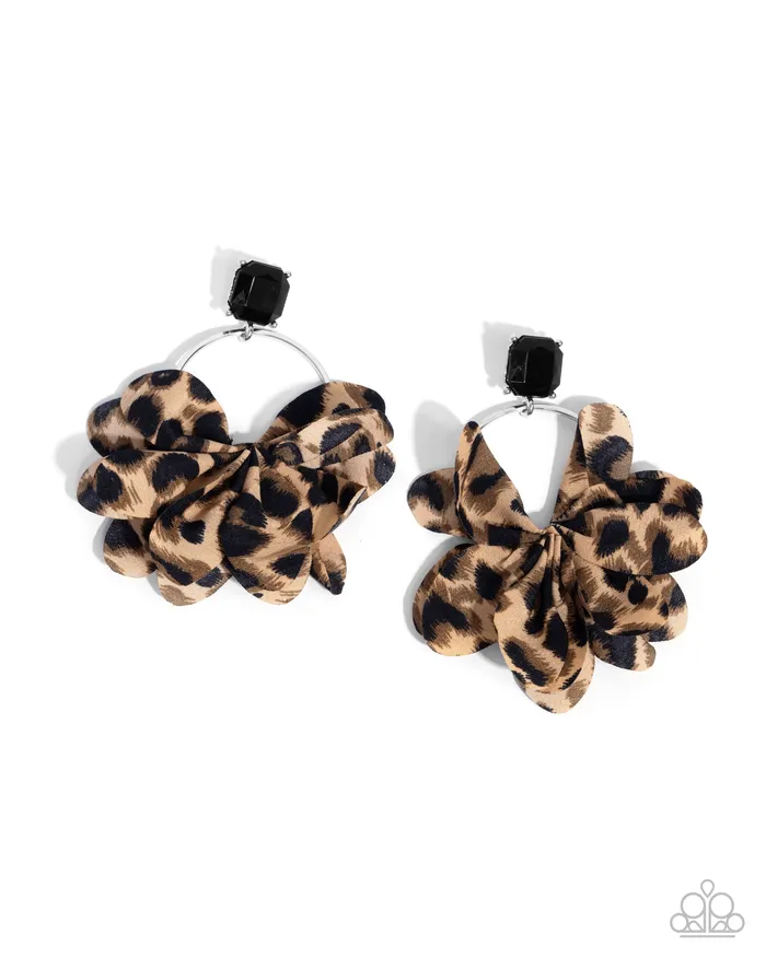 Earrings Charming Cheetah Black Bead Animal Print Fabric Silver Post Earrings Paparazzi Paparazzi Accessories Earrings Charming Cheetah Black Bead Animal Print Fabric Silver Post Earrings Paparazzi Paparazzi Accessories