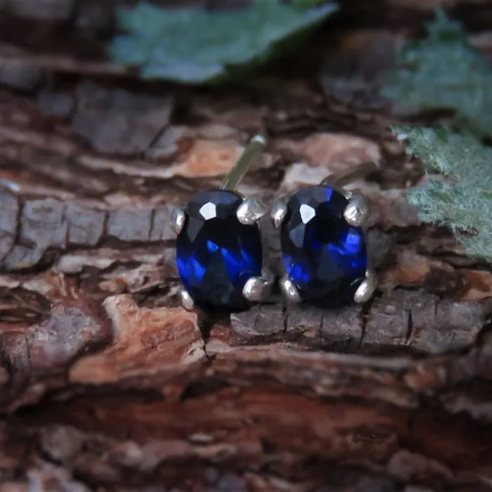 Earrings JSL Faceted Oval Sapphire Stud Earrings