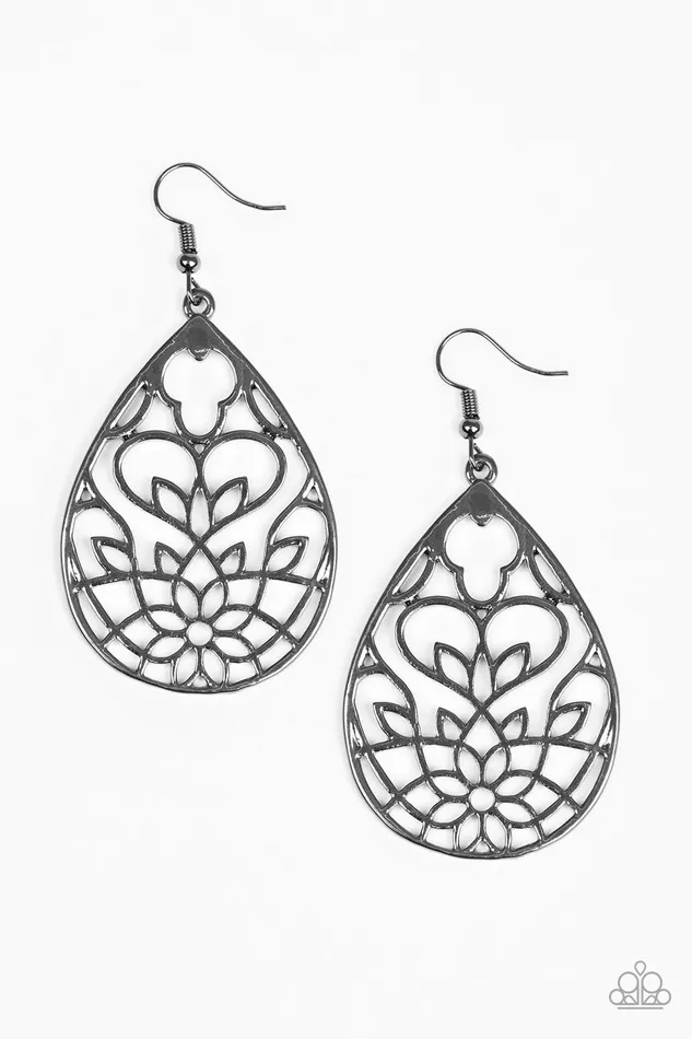 Earrings Lovely Lotus Paparazzi Black Gunmetal Filigree Teardrop Earrings Paparazzi Accessories Earrings Lovely Lotus Paparazzi Black Gunmetal Filigree Teardrop Earrings Paparazzi Accessories