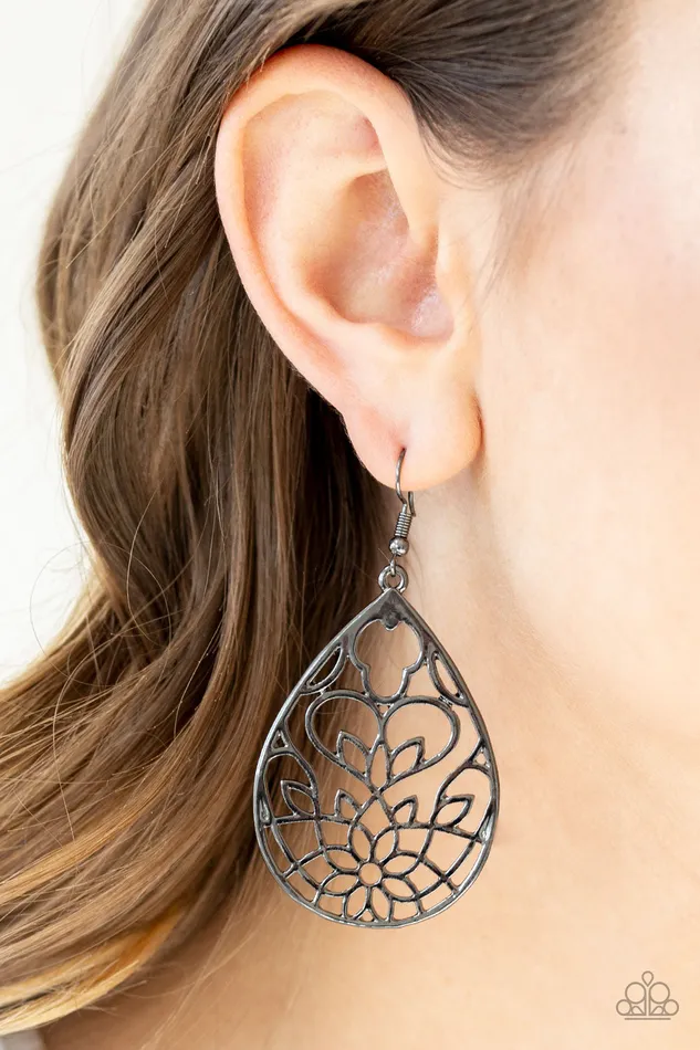 Earrings Lovely Lotus Paparazzi Black Gunmetal Filigree Teardrop Earrings Paparazzi Accessories Earrings Lovely Lotus Paparazzi Black Gunmetal Filigree Teardrop Earrings Paparazzi Accessories