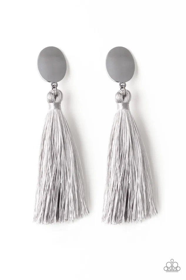 Earrings Paparazzi Accessories Va Va Plume Paparazzi Silver Gray Thread Tassel Gunmetal Post Earrings