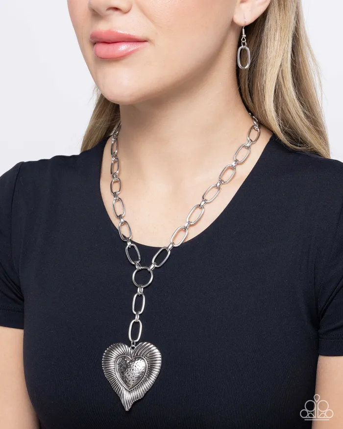 High Fidelity Silver Heart Short Necklace Paparazzi Paparazzi Accessories Necklaces