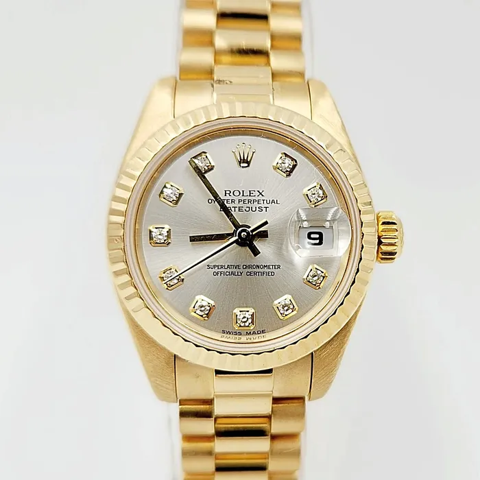 Ladies Rolex 26mm Presidential 18K Yellow Gold Watch with Silver Diamond Dial and Fluted Bezel PreOwned Rolex PreStyled Sets