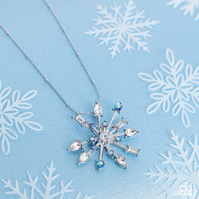 Necklaces Paparazzi Accessories Star of Bethlehem Blue Iridescent White Silver Snowflake Christmas Short Necklace Paparazzi