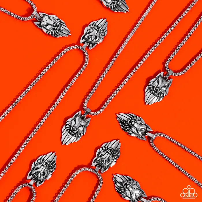 Necklaces Paparazzi Accessories Wolf Warrior Silver Wolf Head Urban Necklace Paparazzi