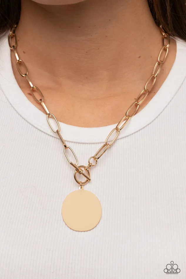 Necklaces Tag Out Gold Disc Toggle Necklace Paparazzi Paparazzi Accessories