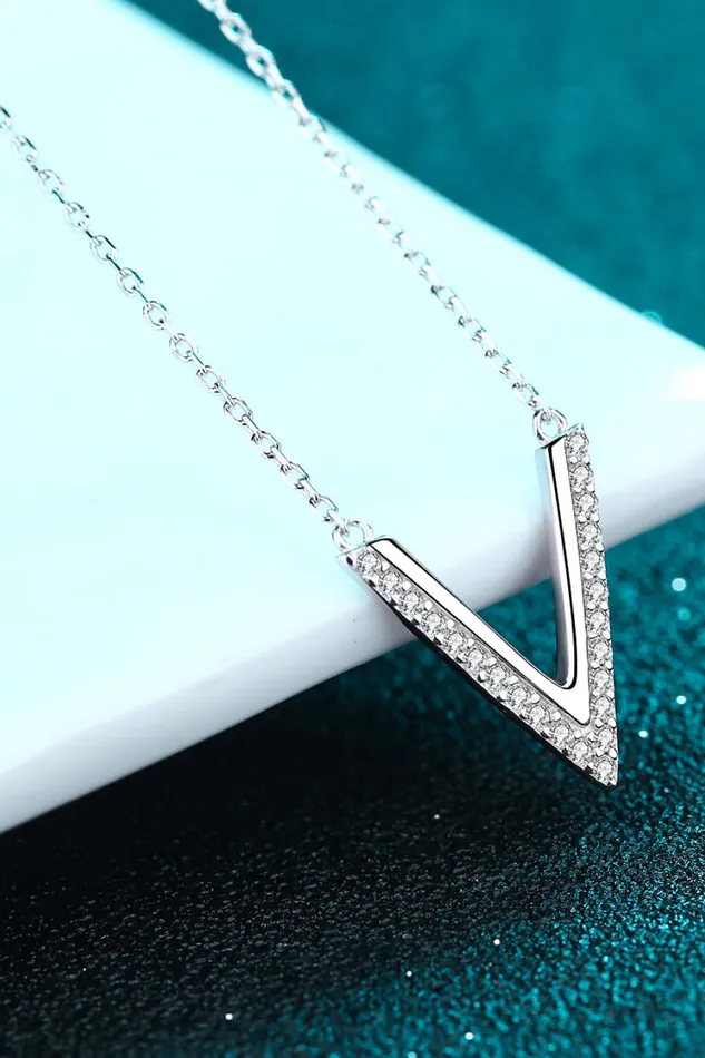 Necklaces Trendsi Sterling Silver V Letter Pendant Necklace