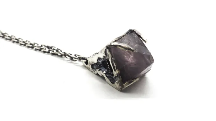 OSS Necklaces PENDULUM NECKLACE 41