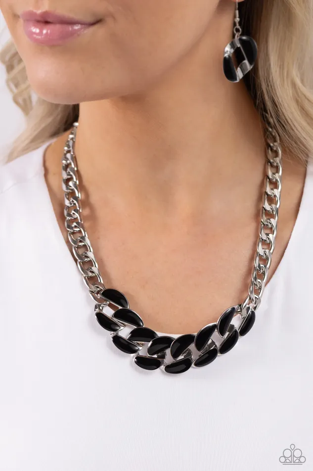 Paparazzi Accessories Necklaces CURB Craze Black and Silver Chunky Chain Short Necklace Paparazzi