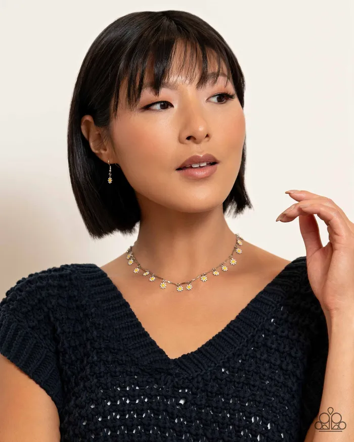 Paparazzi Accessories Necklaces Delicate Display White and Yellow Flower Silver Choker Necklace Paparazzi