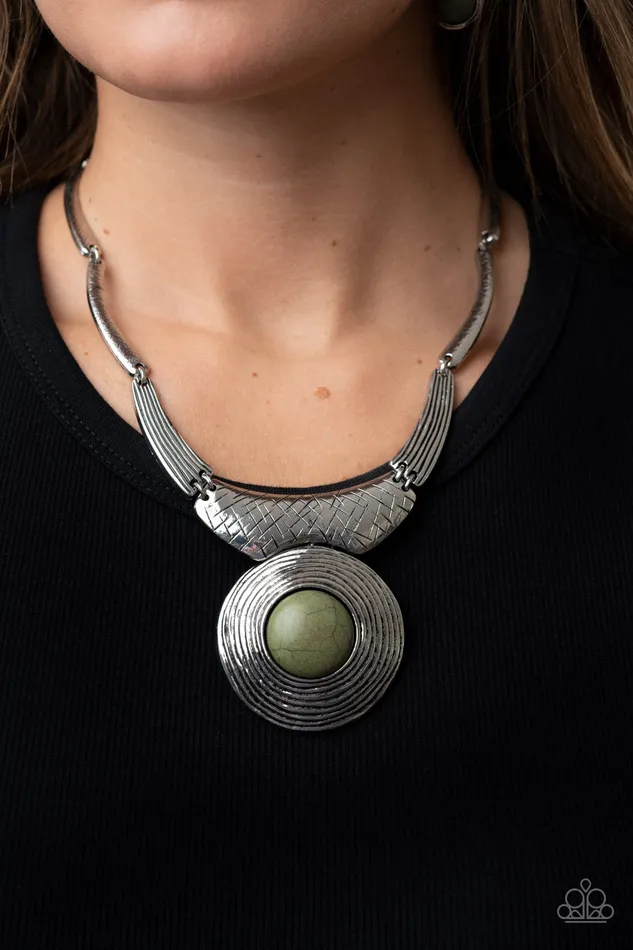 Paparazzi Accessories Necklaces EMPRESSive Resume Green Stone Silver Circle Necklace Paparazzi