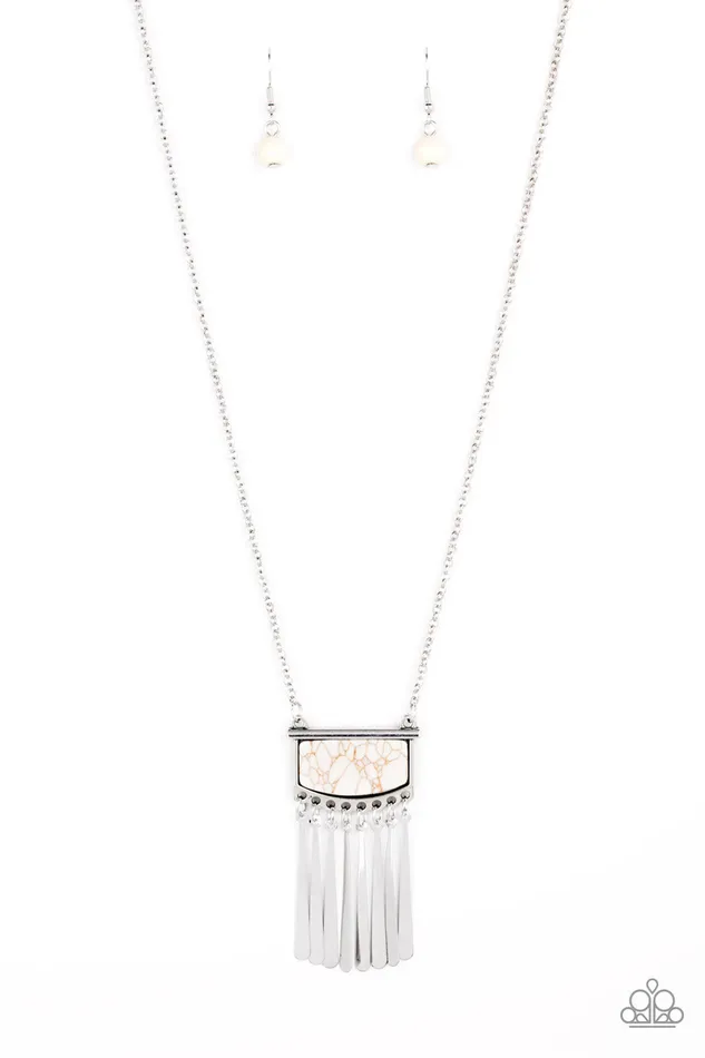 Paparazzi Accessories Necklaces Plateau Pioneer White Stone Silver Fringe Necklace Paparazzi Paparazzi Accessories Necklaces Plateau Pioneer White Stone Silver Fringe Necklace Paparazzi