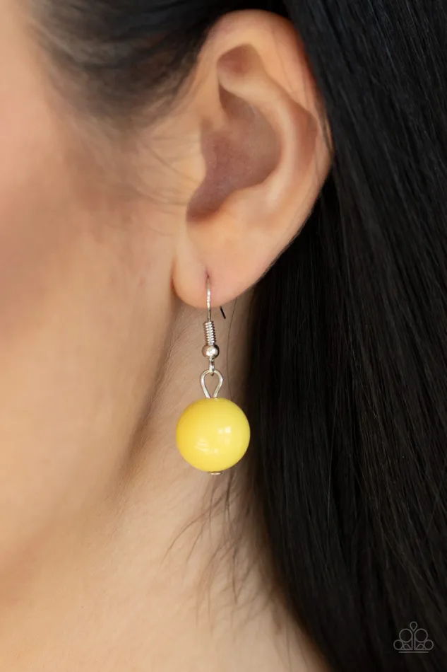 Paparazzi Accessories Necklaces Prismatic Sheen Yellow Bead Silver Disc Necklace Paparazzi