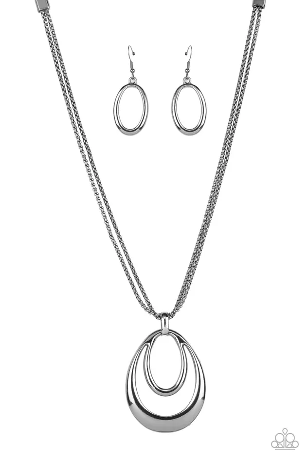 Paparazzi Accessories Necklaces Suburban Storm Black Gunmetal Oval Necklace Paparazzi Paparazzi Accessories Necklaces Suburban Storm Black Gunmetal Oval Necklace Paparazzi