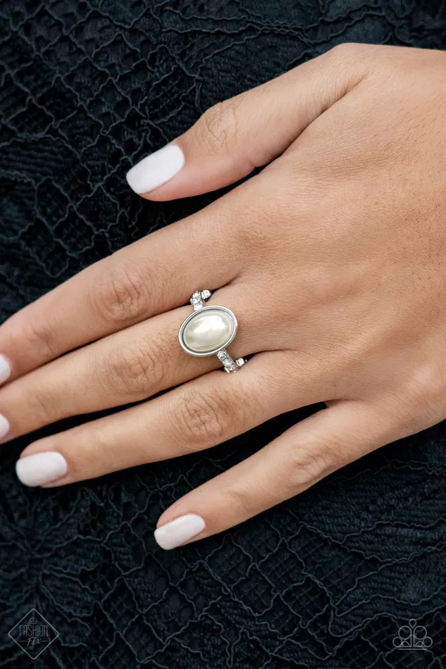 Paparazzi Accessories One Day at a SHOWTIME White Pearl Silver Ring Paparazzi Fashion Fix December 2021 Rings