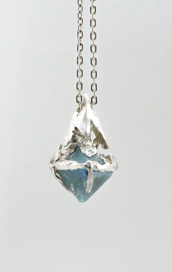 PENDULUM NECKLACE 44 OSS Necklaces