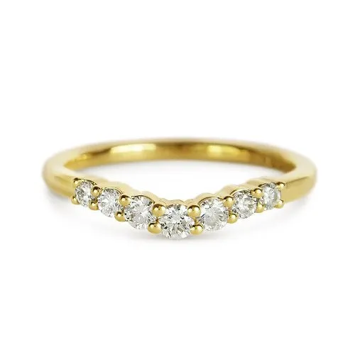 Penwarden Fine Jewellery Rings SEVEN DIAMOND FITTED BAND IN 14 KARAT YELLOW GOLD Penwarden Fine Jewellery Rings SEVEN DIAMOND FITTED BAND IN 14 KARAT YELLOW GOLD