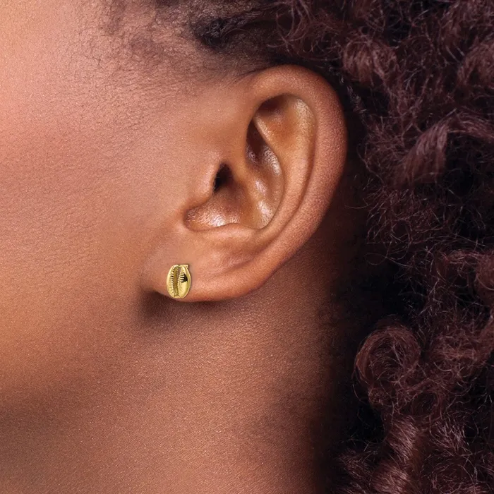 Qgold Earrings 14k Yellow Gold 52 mm Polished Shell Post Earrings 109 grams Qgold Earrings 14k Yellow Gold 52 mm Polished Shell Post Earrings 109 grams