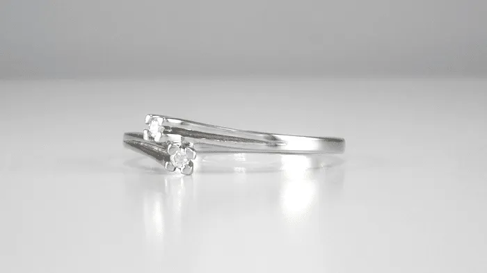 Rings Antique Jewelry Mall 1950s Retro Diamond Bypass Ring in White Gold