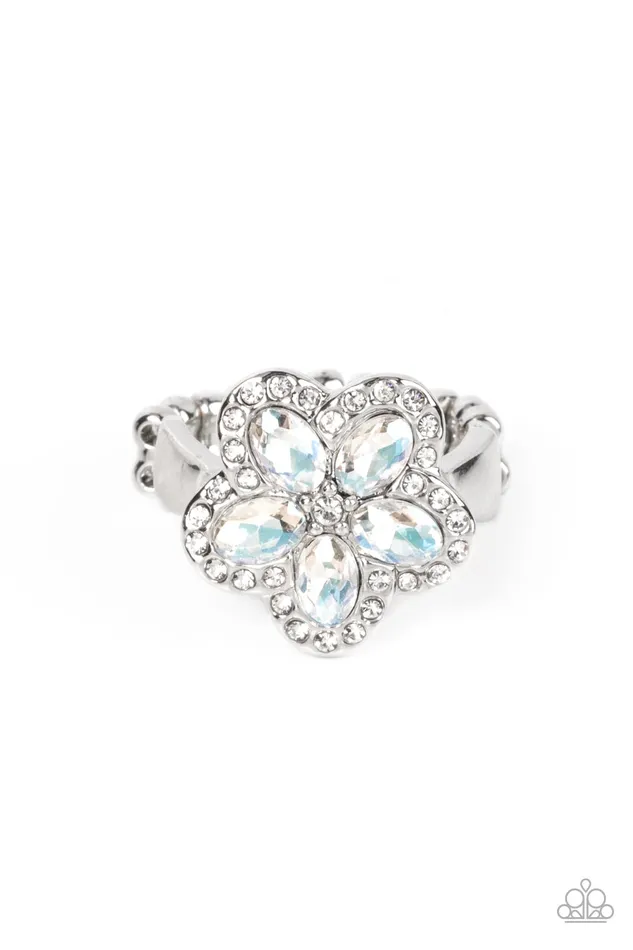 Rings Efflorescent Envy White Floral Rhinestone Silver Ring Paparazzi Paparazzi Accessories Rings Efflorescent Envy White Floral Rhinestone Silver Ring Paparazzi Paparazzi Accessories