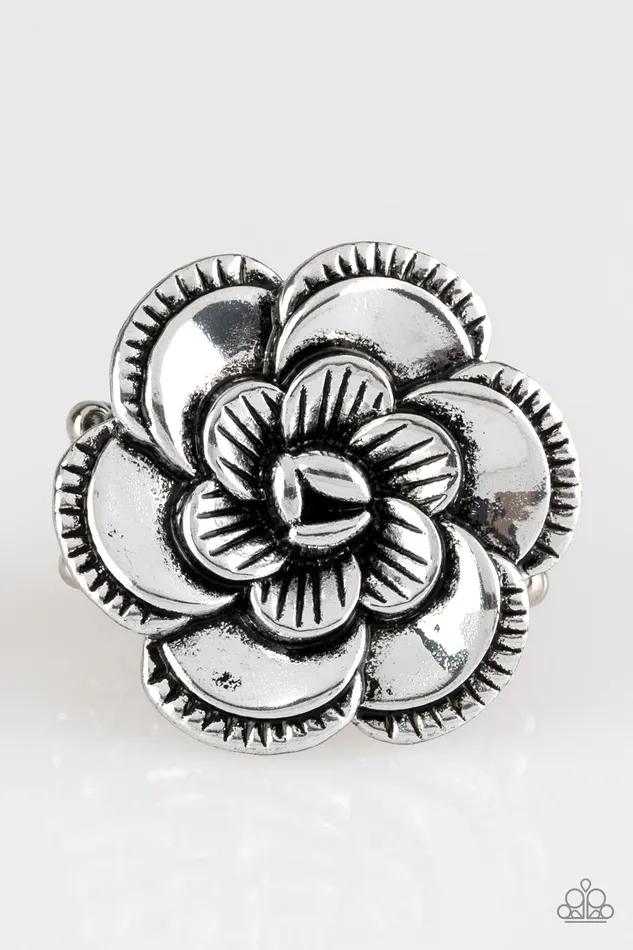 Rings Paparazzi Accessories FLOWERBED and Breakfast Silver Floral Ring Paparazzi