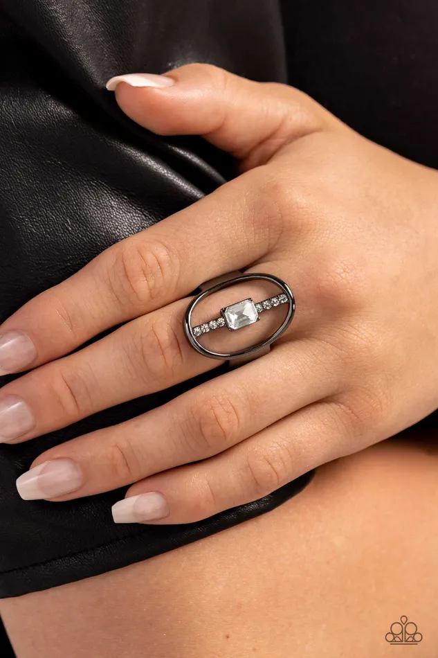 Rings Paparazzi Accessories Middle of the Road Black Gunmetal White Rhinestone Oval Ring Paparazzi