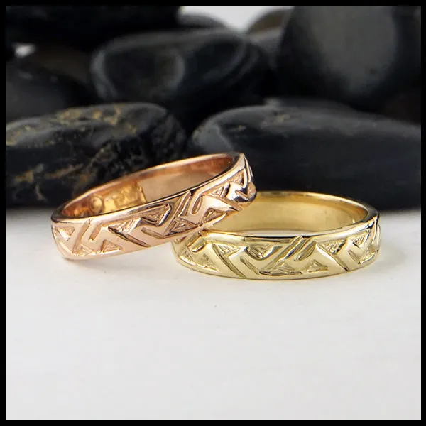 Rings Walker Metalsmiths Narrow Pictish Key Pattern Ring in Gold