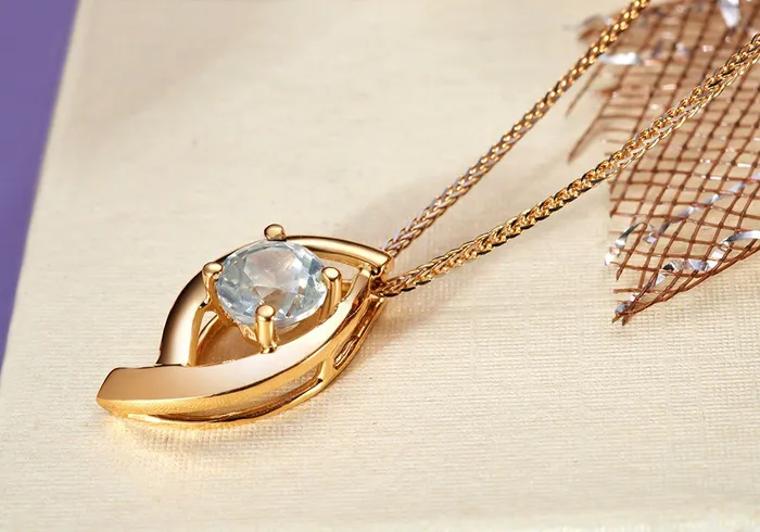 Round Blue Zircon Pendant Necklace in 14K Yellow Gold AME Jewellery Necklaces