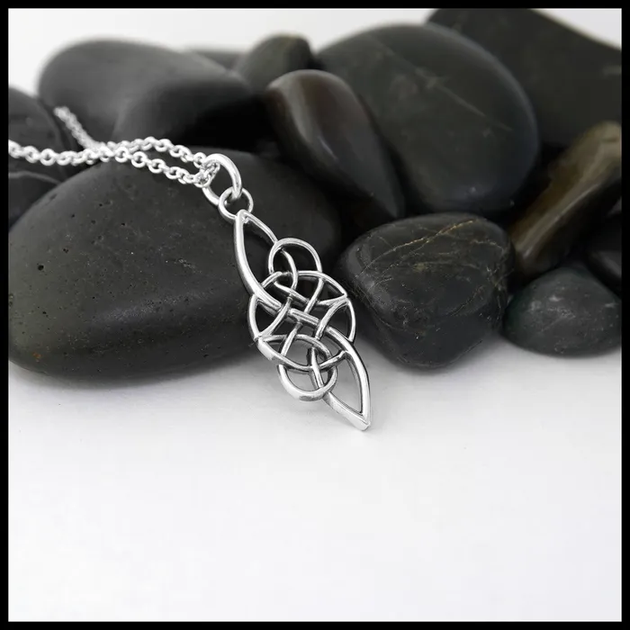 Walker Metalsmiths Necklaces Le Chile Pendant in Silver